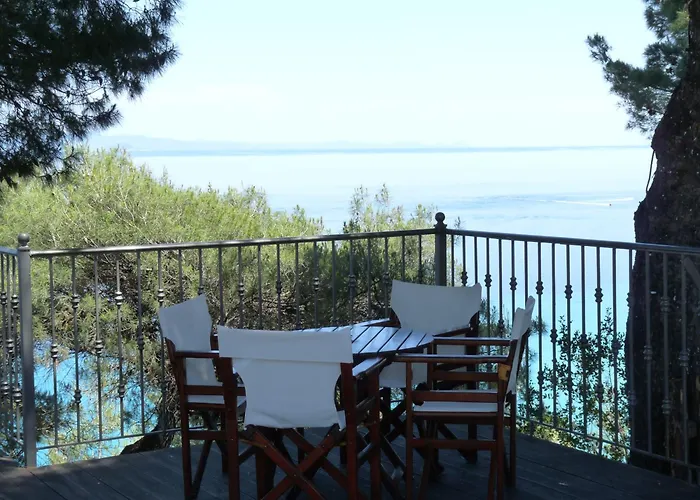 Evripidis Hotel *